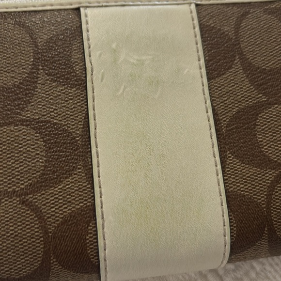 Authentic Coach Wallet - Picture 4 of 4